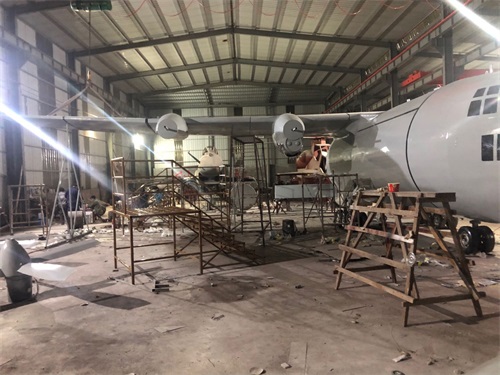大型航空模型制作 “闖關(guān)指南”：那些坑與破局之道